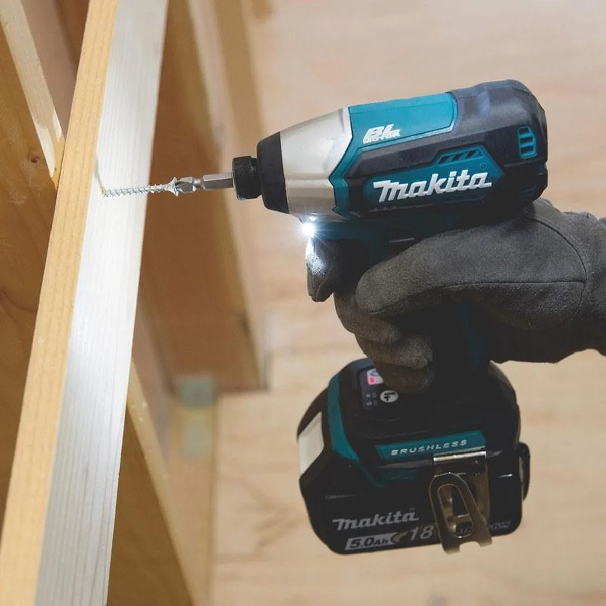 Makita DTD155ZJ Slagschroevendraaier - 18V - Koolborstelloos