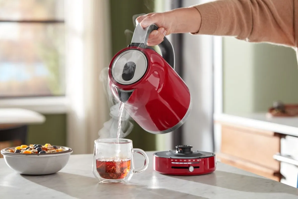 KitchenAid 5KEK1701EER Waterkoker 1,7L - Keizerrood - afbeelding 6 van 9