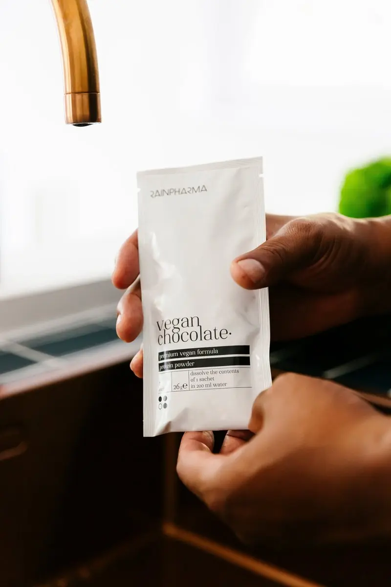 RainPharma Vegan Chocolate Eiwitshake 19g - 14 Zakjes