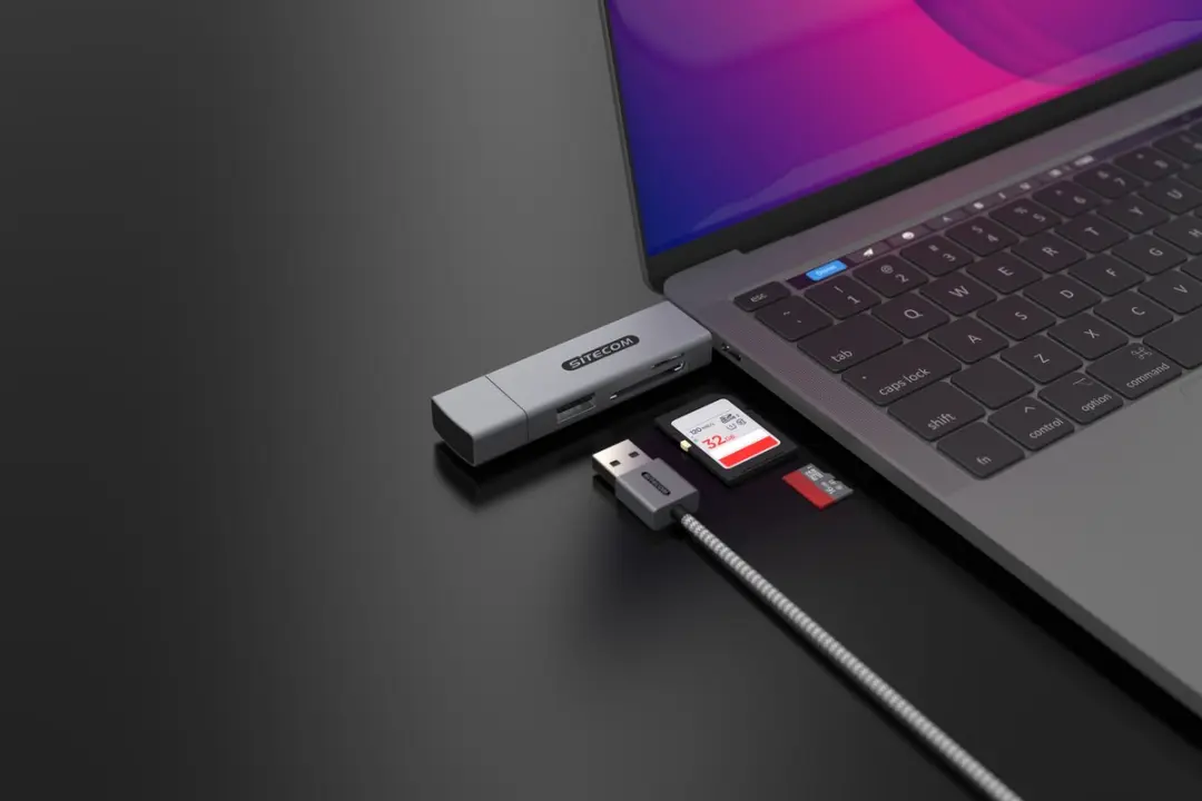 Sitecom MD-1012 USB 2.0 Geheugenkaartlezer - Grijs