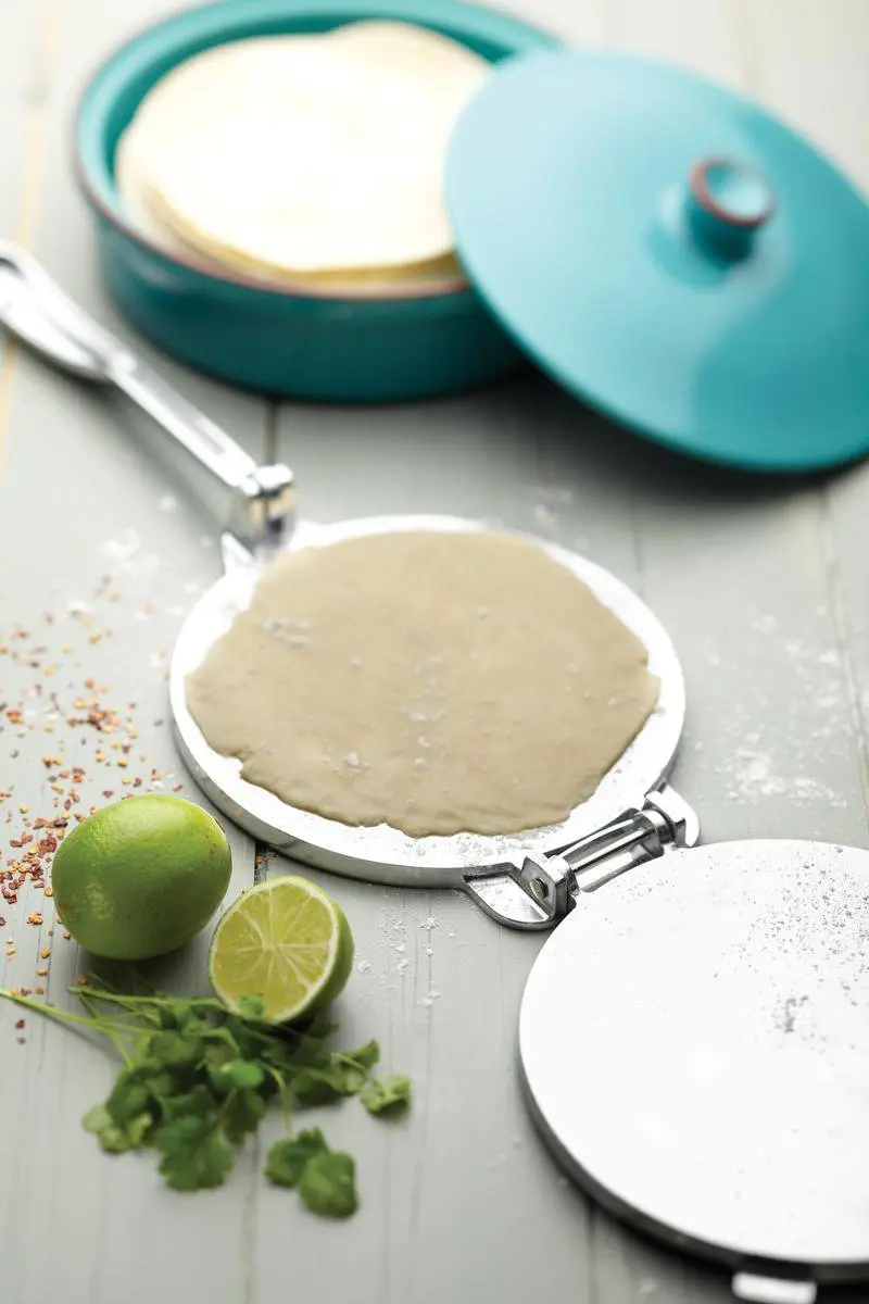 KitchenCraft Tortillapers Mexicaanse Stijl 20x20x9cm - Zilver