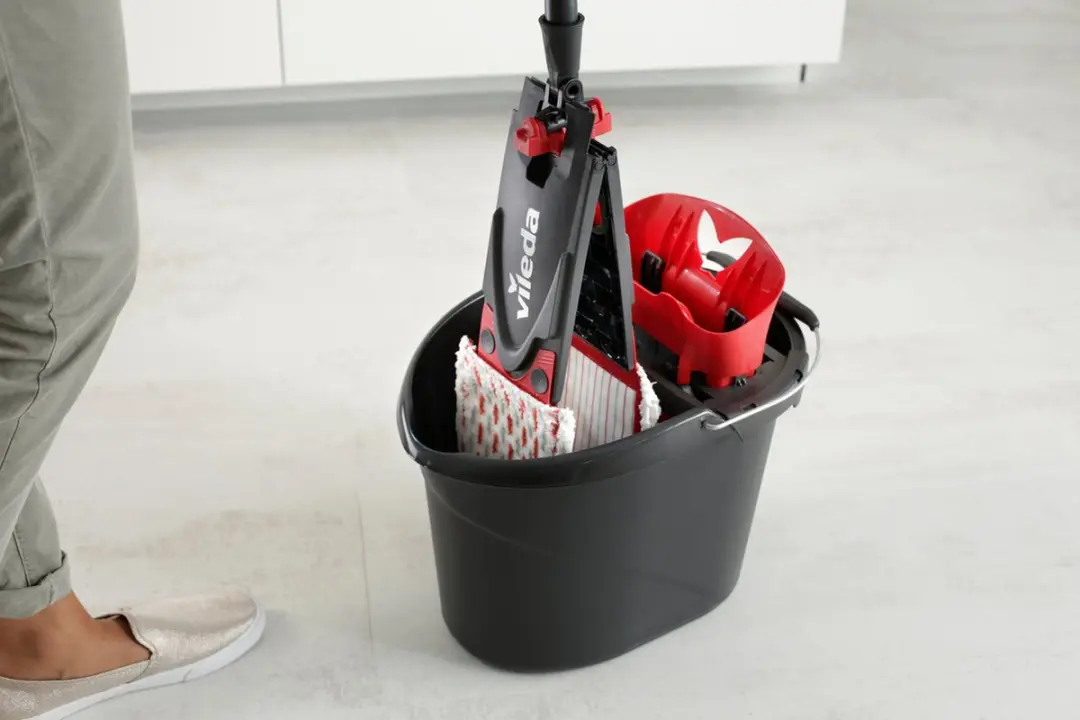 Vileda Ultramax XL Mopset - 20% langere kop - Zwart/Rood
