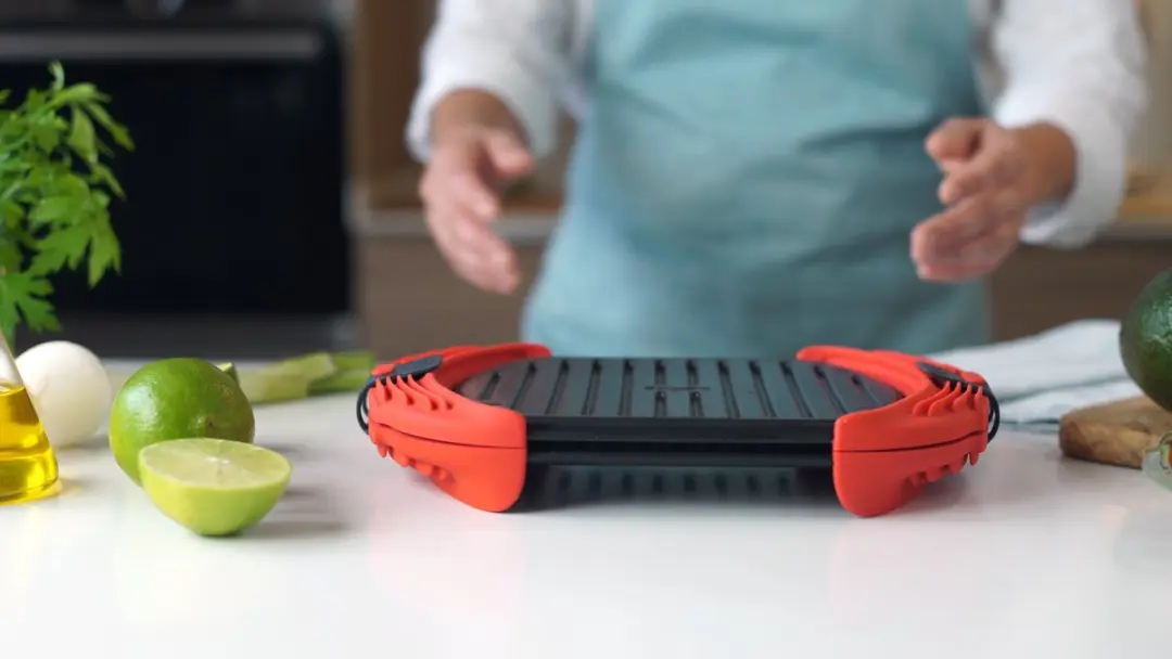 Lékué Magnetron Grill XL 20,7cm - Red