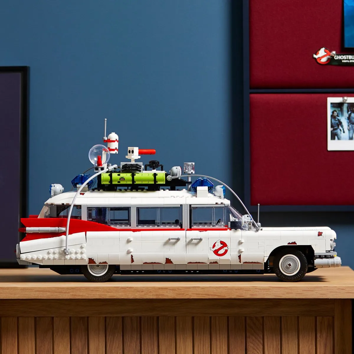 LEGO Icons Ghostbusters ECTO-1 10274 - 2352 Stukken