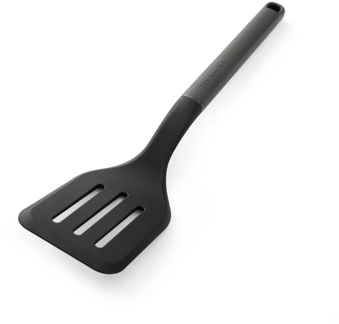 KitchenAid Bakspatel met Sleuven 34cm