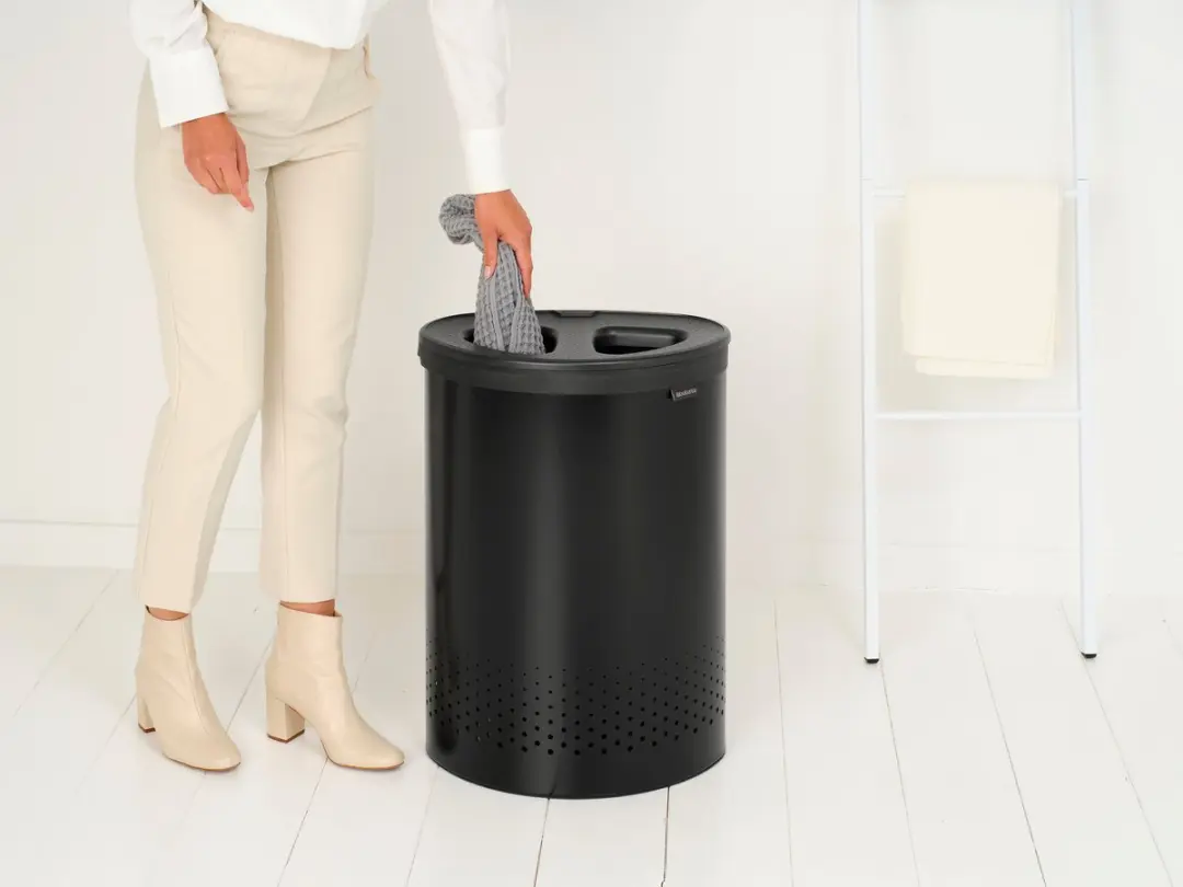 Brabantia Wasmand 242366 - 55L - 2 Vakken - Matt Black/Dark Grey