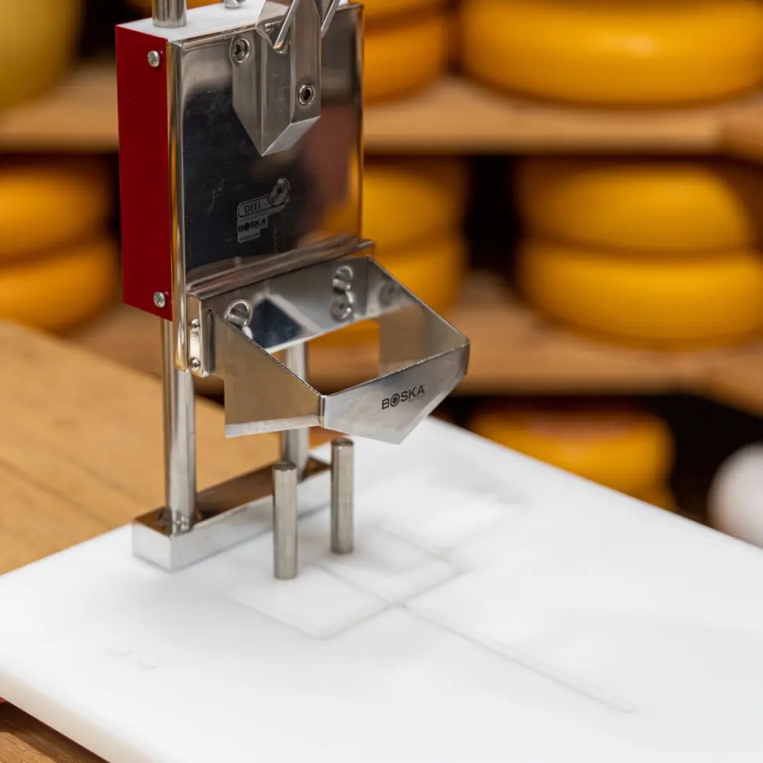 Boska Divide-O-Matic Kaassnijmachine - Rood