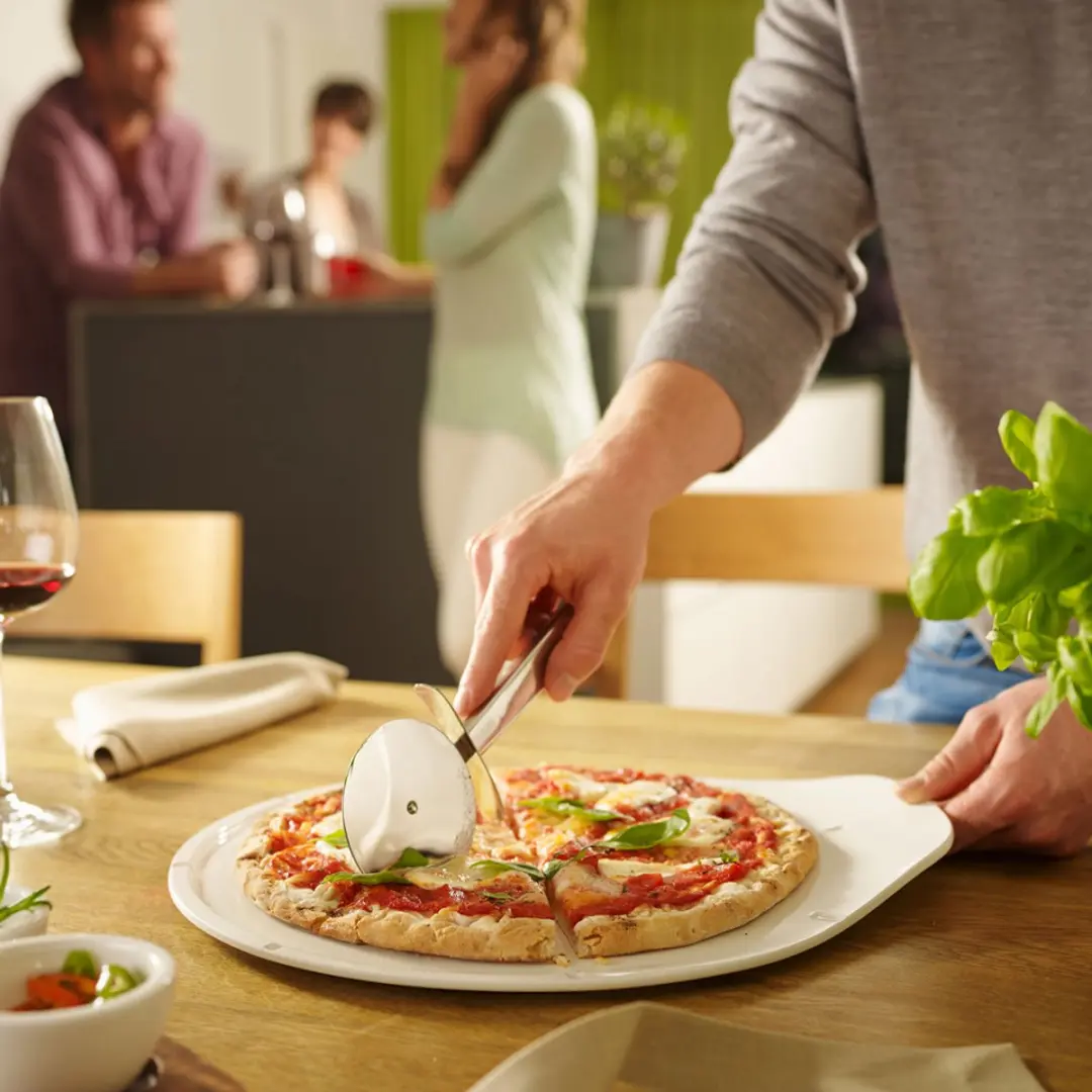 Villeroy & Boch Daily Line Pizzasnijder - RVS Zilver