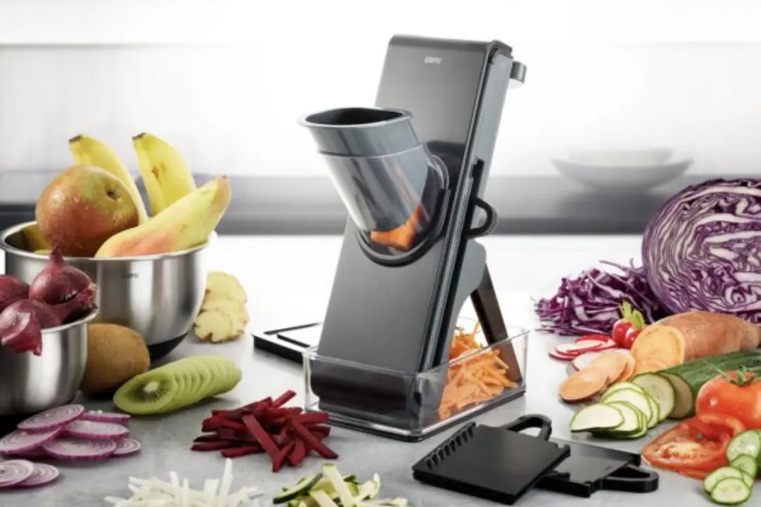 GEFU STANDO Mandoline G-89551 - Groentesnijder met opvangbak