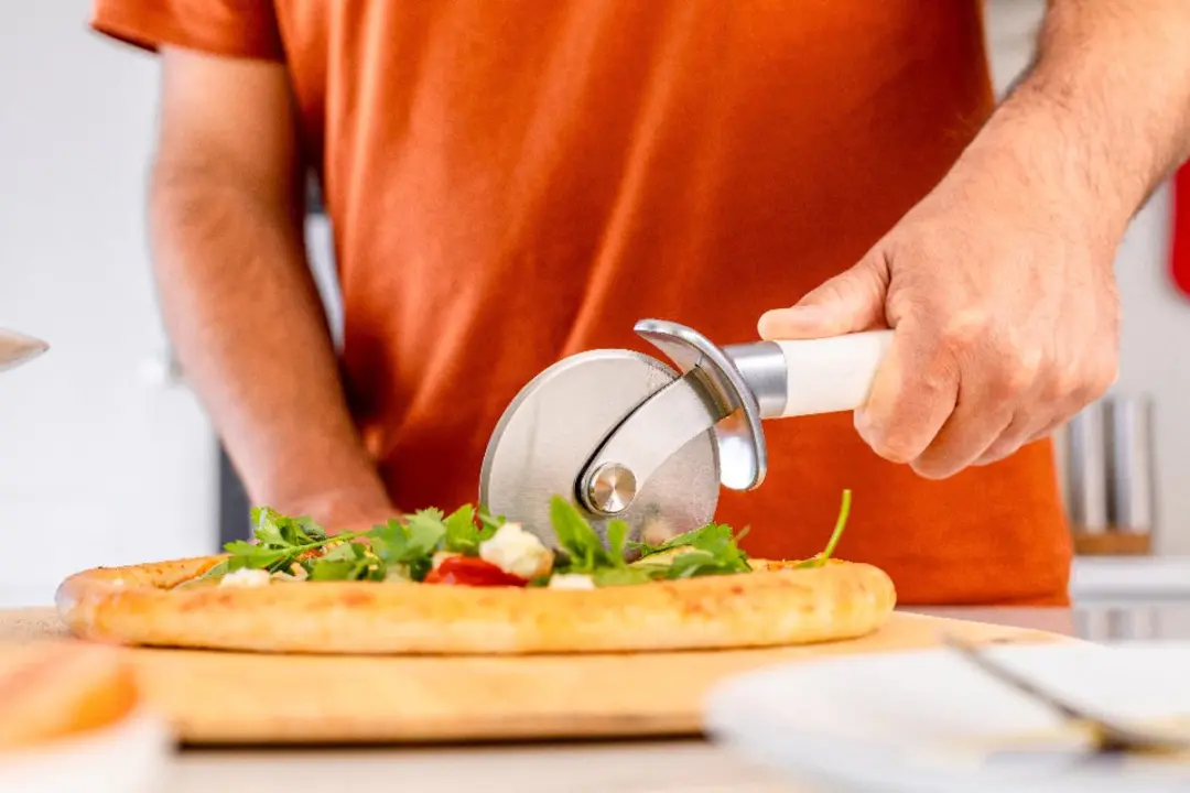 KitchenAid Pizzasnijder 23,5cm - Wit
