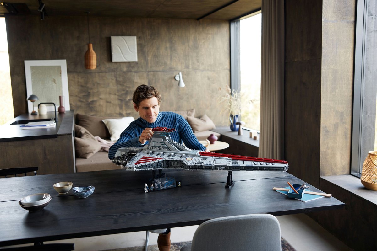 LEGO Star Wars Venator-Class Republic Attack Cruiser - 75367