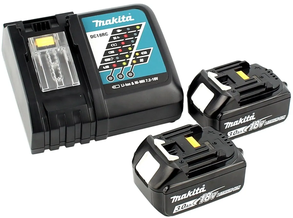 Makita DFS 250 RFJ Droogbouwschroevendraaier 18V - 2x 3.0Ah + Lader + Makpac