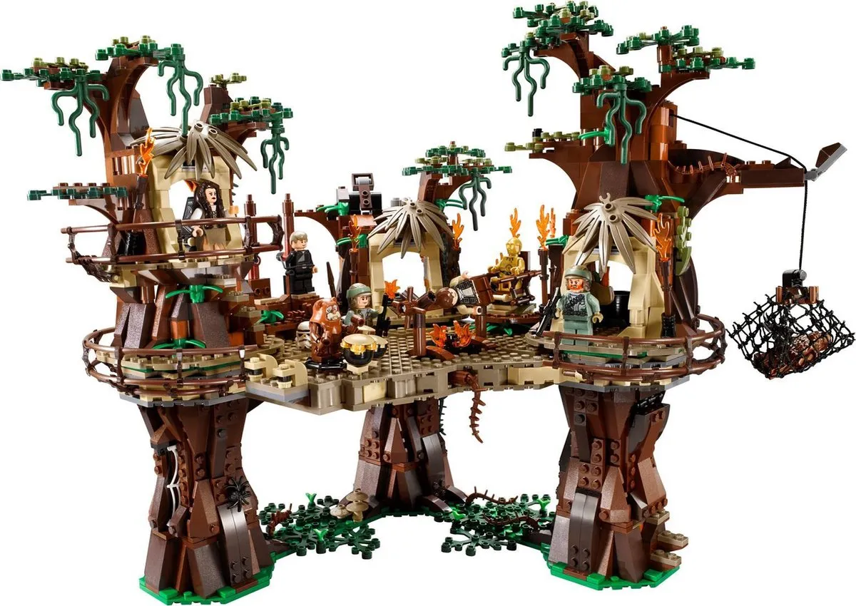 LEGO Star Wars Ewok Village 10236