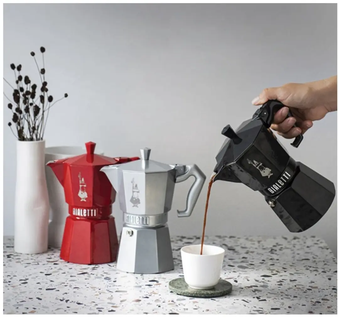 Bialetti Moka Exclusive 9066 Moka Express - 6 Kopjes - 250ml - Zwart