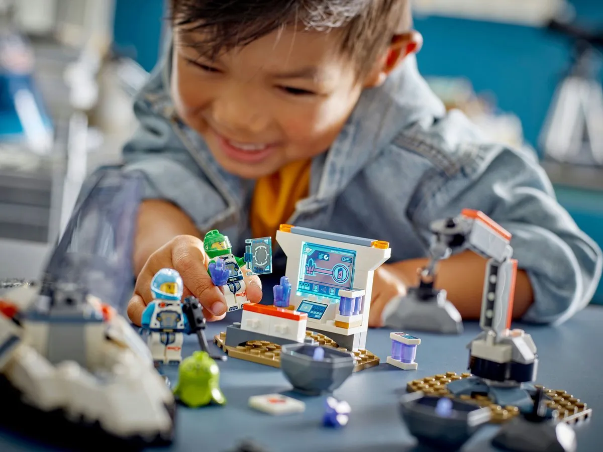 LEGO City Ruimteschip 60429 - 2 Minifiguren