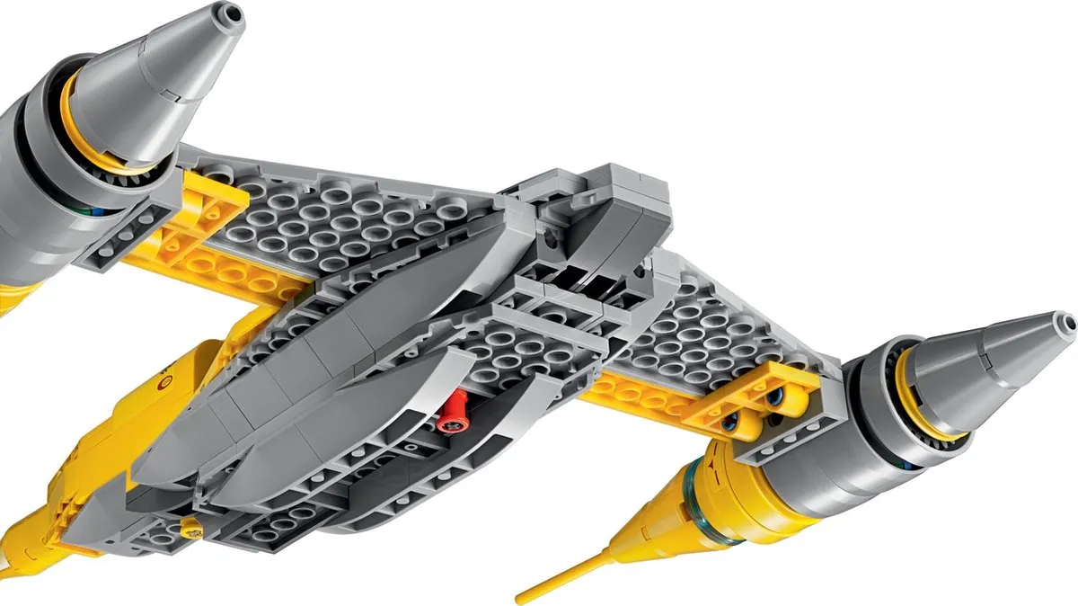 LEGO Star Wars Naboo Starfighter 75092 - 442 Stukken