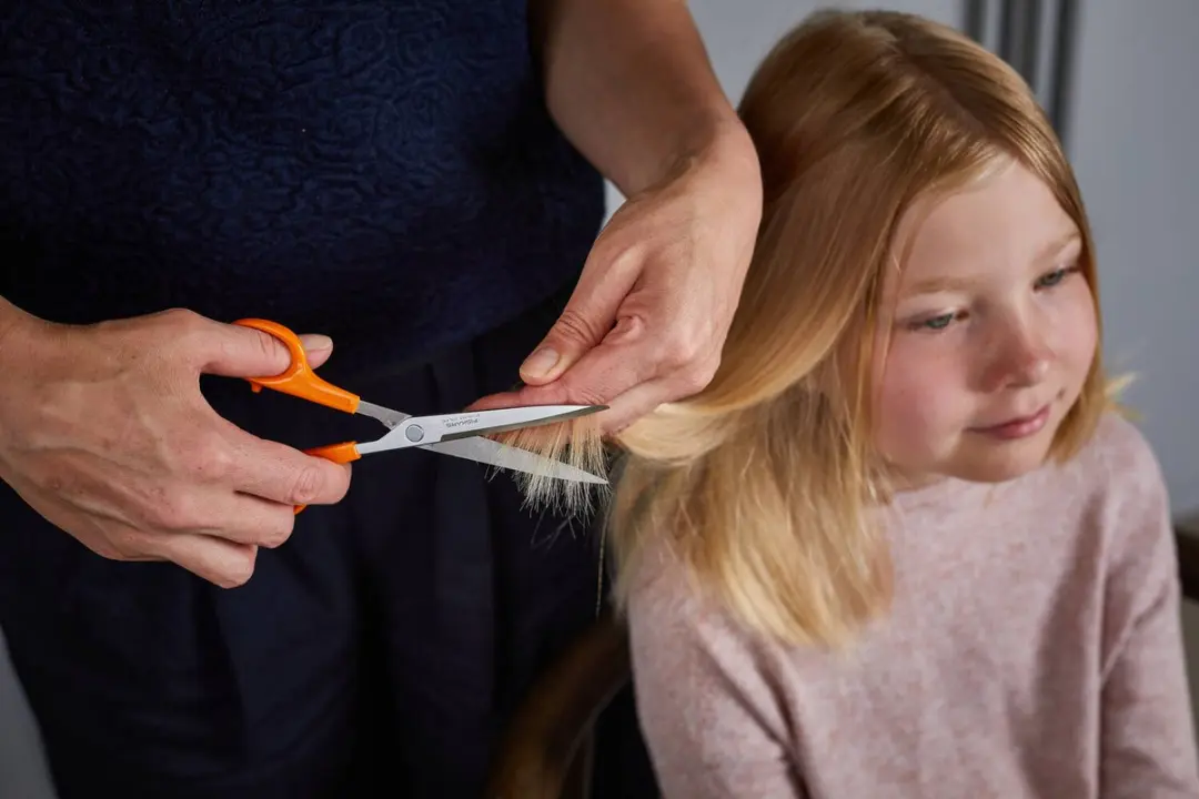Fiskars Kapperschaar 17cm - Oranje - afbeelding 3 van 6