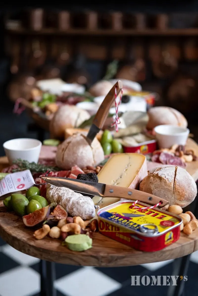Homey Charcuterie Mes - RVS Hout