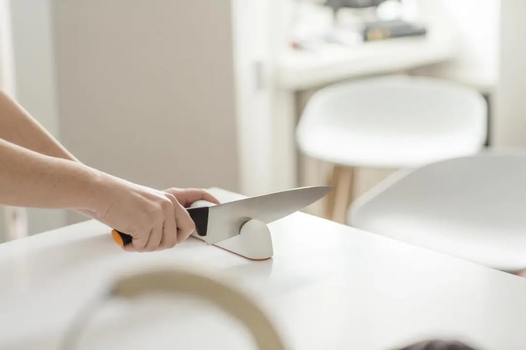Fiskars Roll-Sharp Messenslijper - Wit