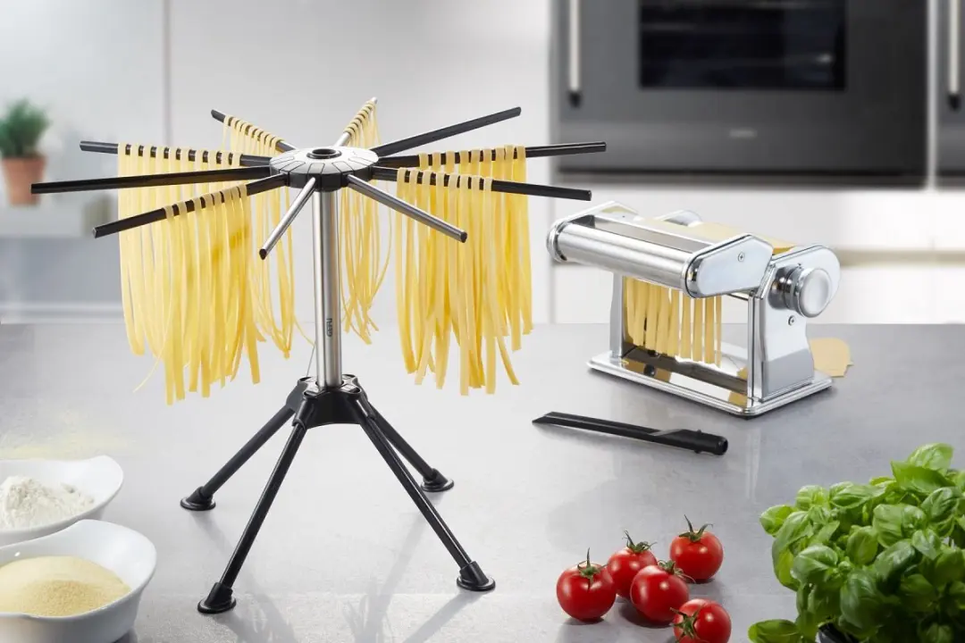 GEFU Diverso Pastadroger 25cm - 10 Armen - Zwart