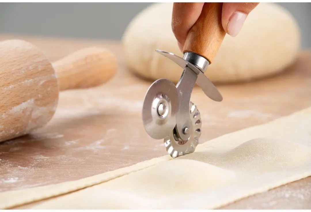 Fackelmann Pasta Rolmes 16cm - Bruin Hout - afbeelding 6 van 6