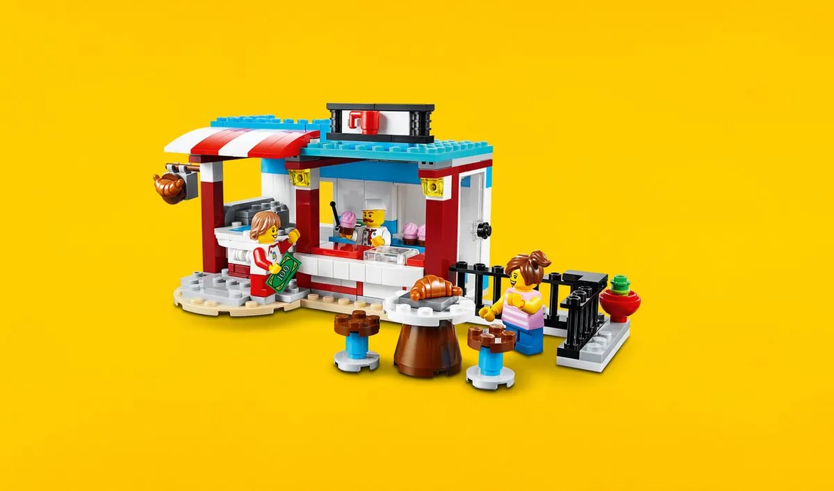 LEGO Creator 31077 Zoete Traktaties - 396 Stukken - 3 Minifiguren