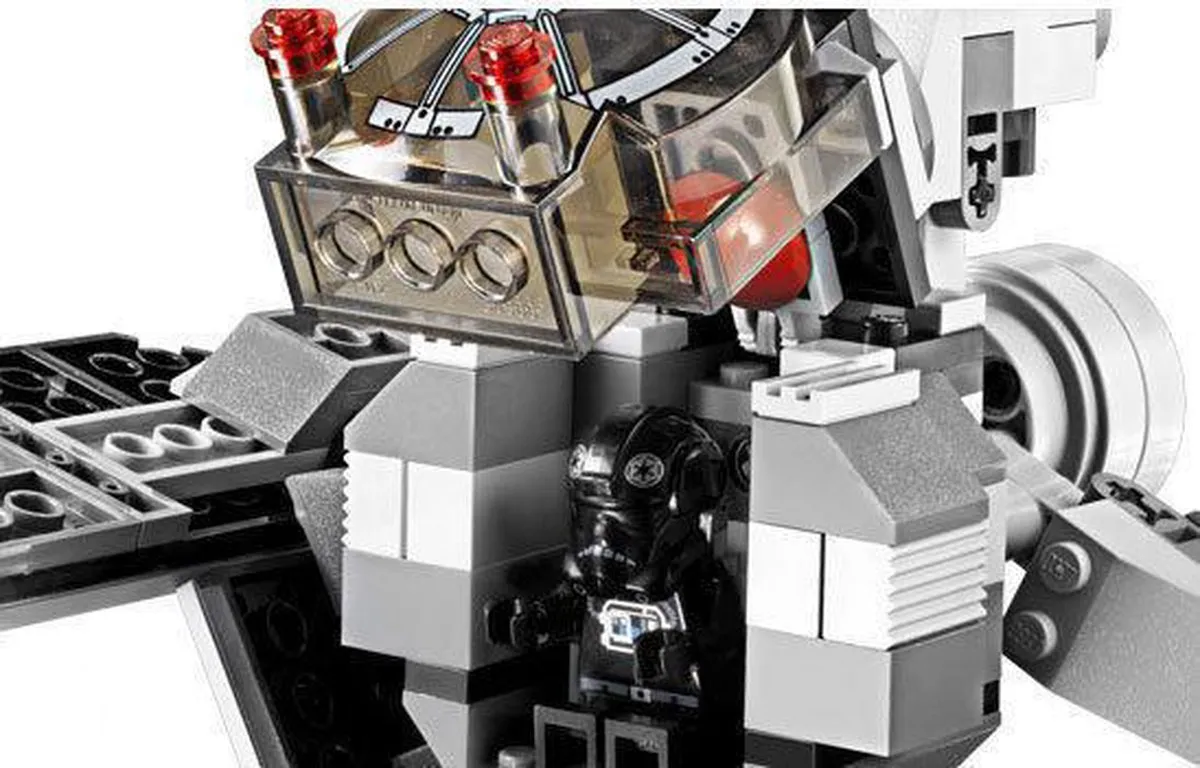 LEGO Star Wars TIE Defender 8087 - 296 Stukken