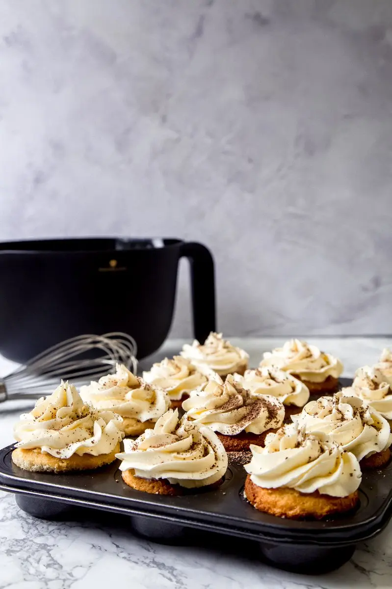 Masterclass Cupcake Bakvorm 12 Gaten - 35x27cm Zwart