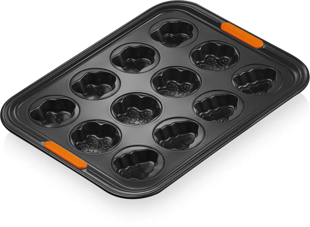 Le Creuset Bakvorm Kerstcakejes 12 Stuks - 40x30cm - Zwart - afbeelding 2 van 4