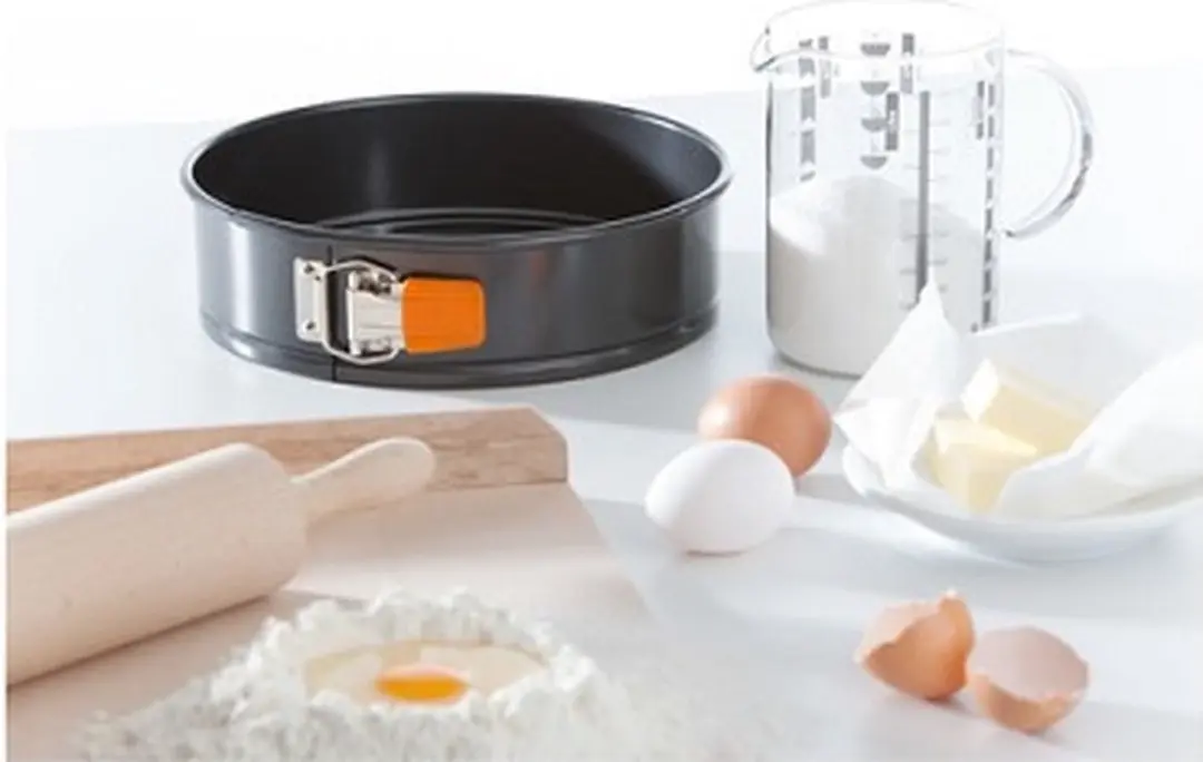 Le Creuset Springvorm Ø 20cm - Zwart - afbeelding 5 van 6