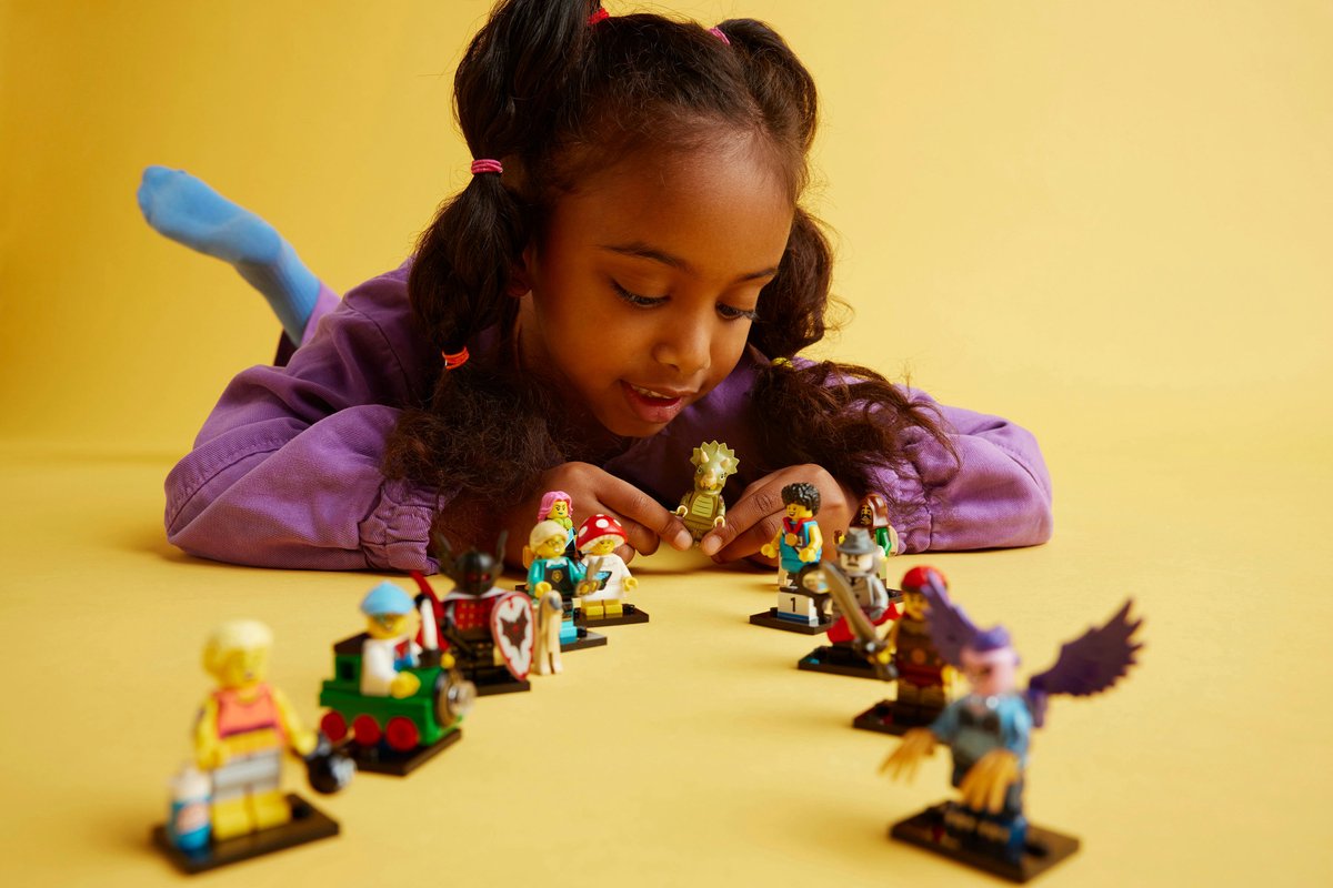 LEGO Minifiguren Serie 25, 1 van de 12 Willekeurige Verzamelfiguren - 71045