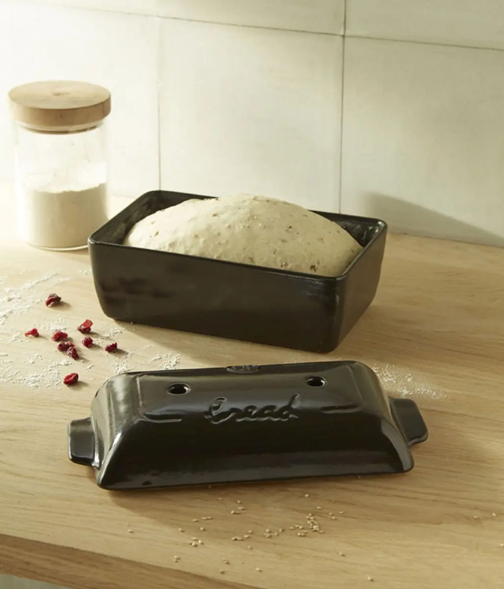 Emile Henry Broodbakvorm Busbrood Fusain 2.2L - Zwart