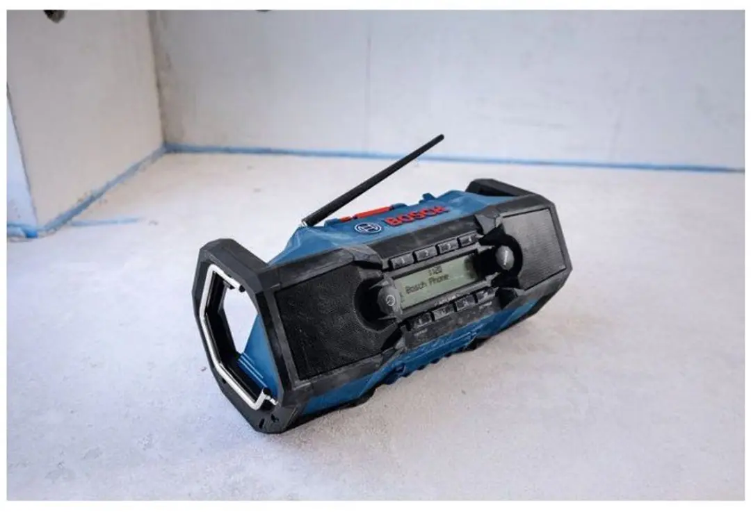 Bosch Professional GPB 18V-3SC Bouwradio - DAB+/FM/AM - Bluetooth - Groen - afbeelding 6 van 6