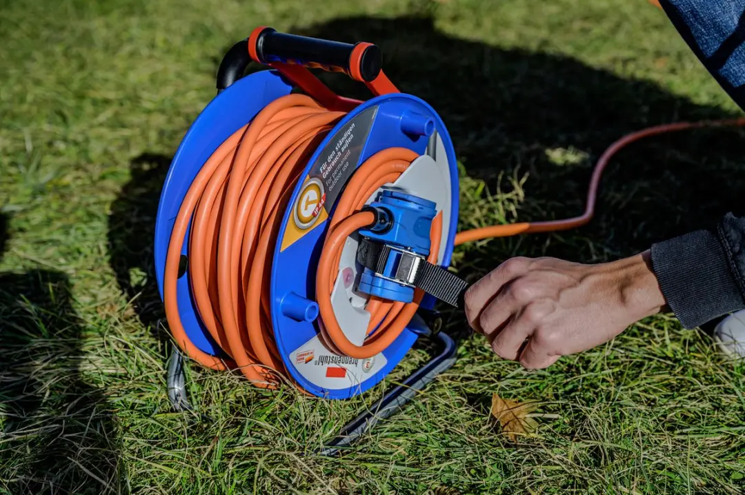 Brennenstuhl Camping Kabelhaspel 25m Oranje - 3500W