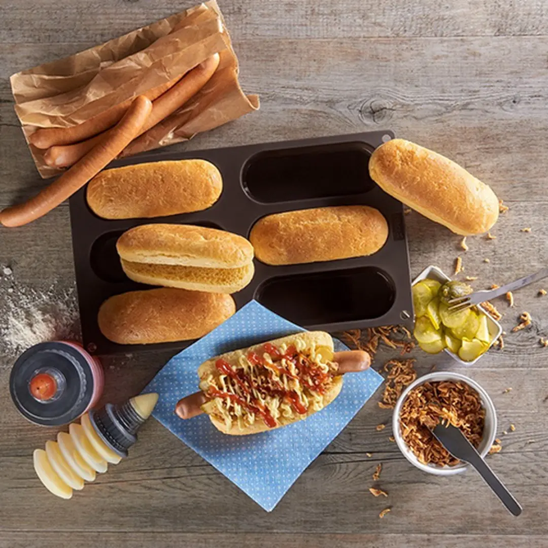 Lurch Flexiform Hotdogbroodjesbakvorm 30x17.5cm - Bruin - afbeelding 6 van 6