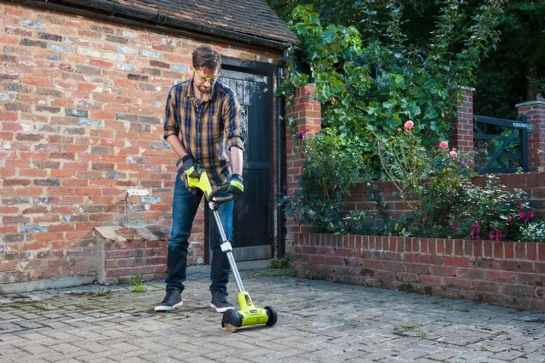 Ryobi One+ RY18PCA-120 Accu Onkruidborstel - 2.0Ah - afbeelding 6 van 6