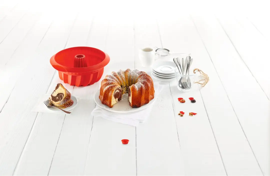 Lékué Bakvorm Savarin 22cm Siliconen - Zwart