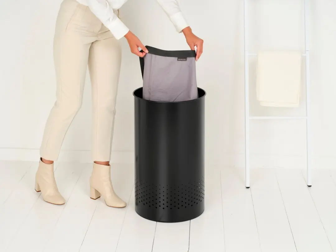 Brabantia Wasmand 60L - Matt Black / Dark Grey