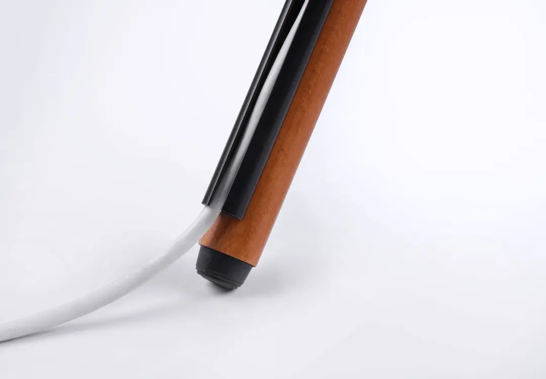 One For All WM7471 TV Standaard - Walnoot - 32-65"