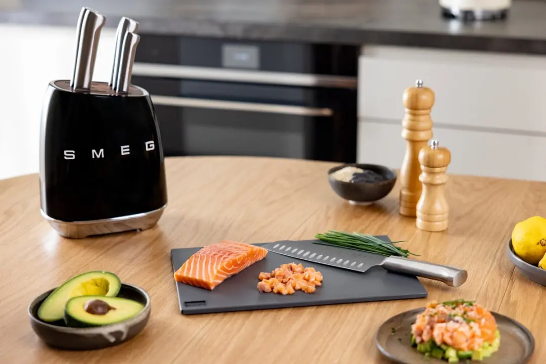 Smeg KBSF02BL Messenblok - 6 Messen - Zwart - afbeelding 6 van 6