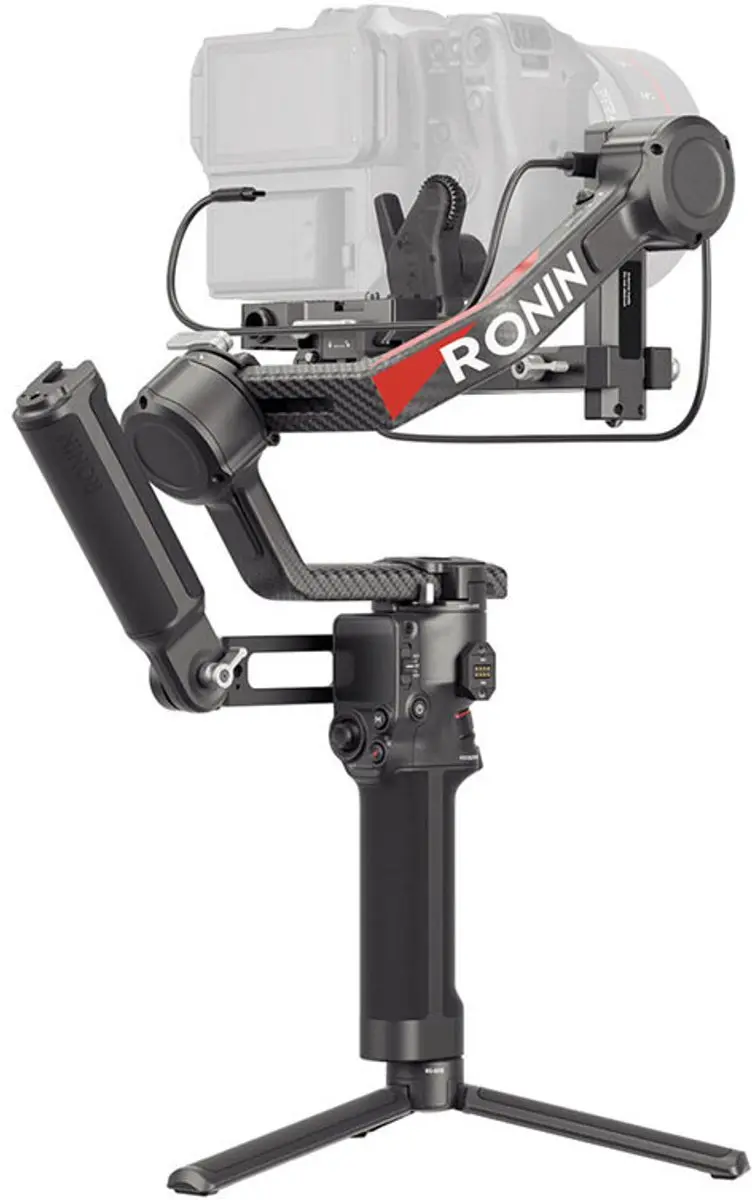 DJI RS 4 Pro Gimbal Combo