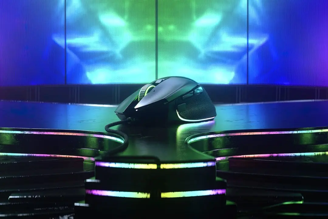 Razer Basilisk V3 RZ01-04000100-R3U1 Gamingmuis - 13 Knoppen - 26.000 DPI - Zwart