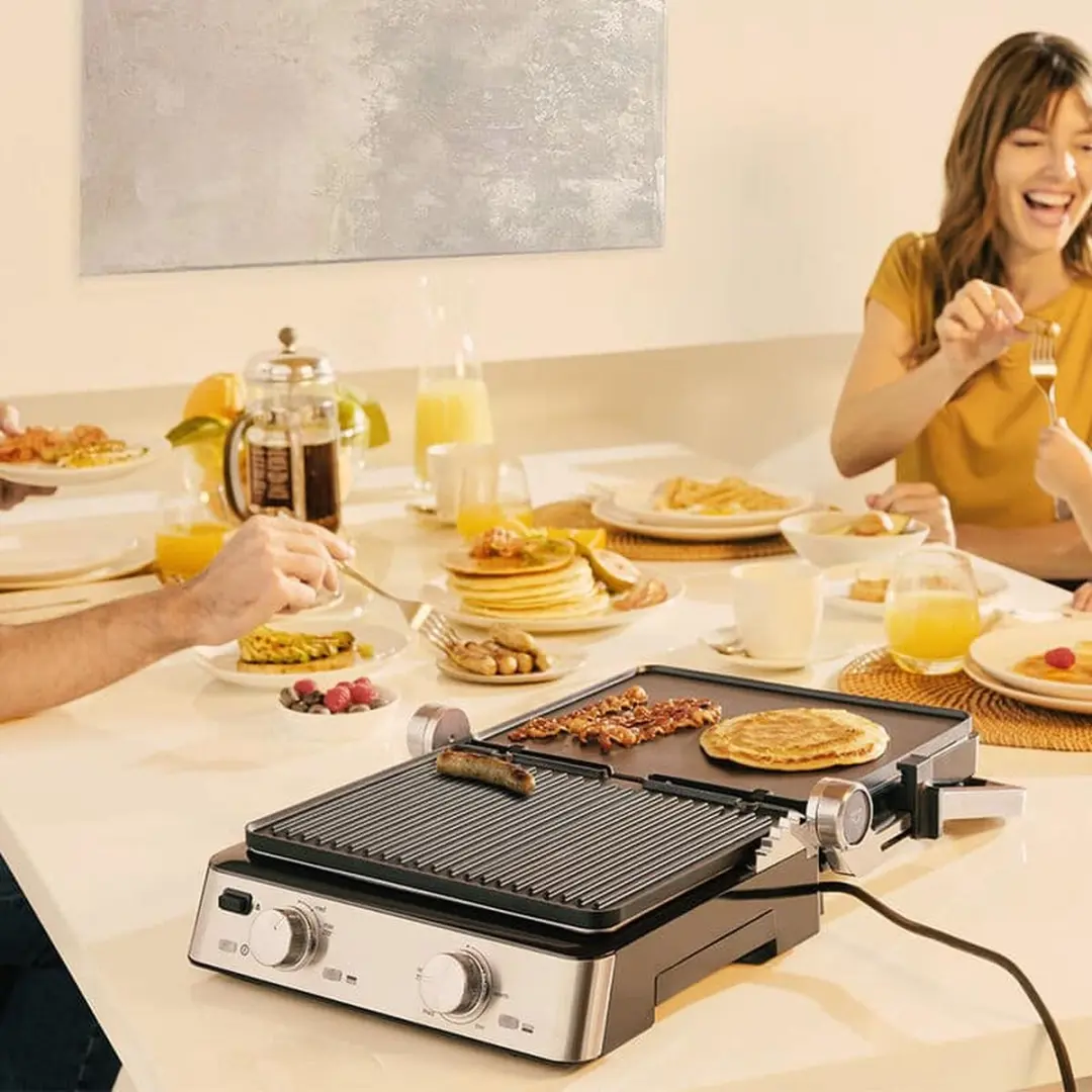 Braun CG7020 Tosti Apparaat - 2000W - Zwart/Roestvrijstaal - afbeelding 6 van 6