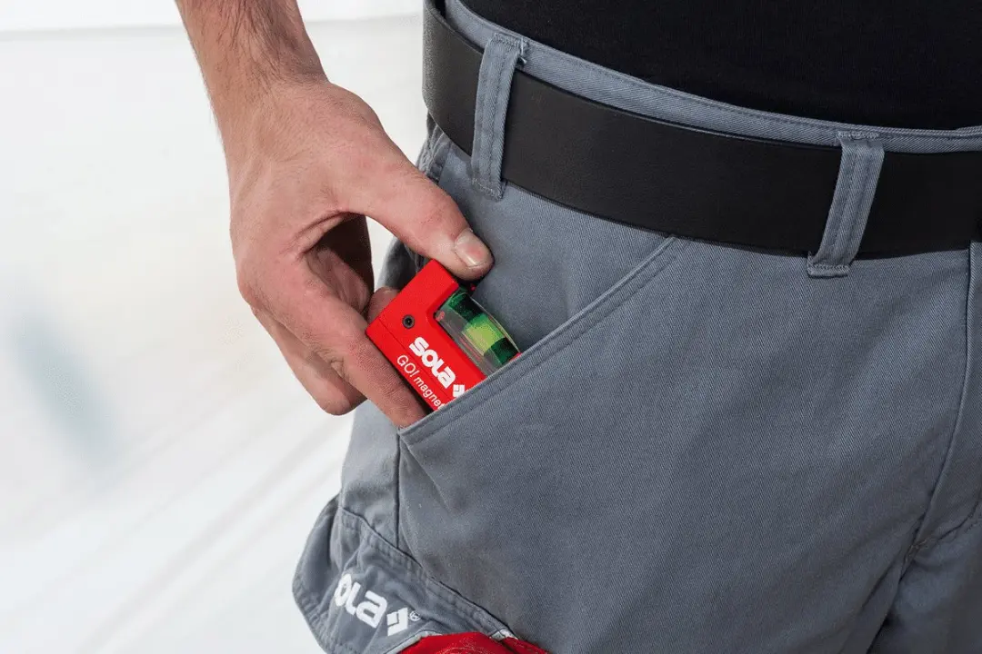 Sola GO Magnetic Mini Waterpas 01621101 - Rood - afbeelding 6 van 6