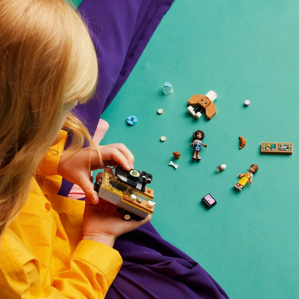 LEGO Friends Bakkersfoodtruck 42606 - 125 Stukken - afbeelding 6 van 6