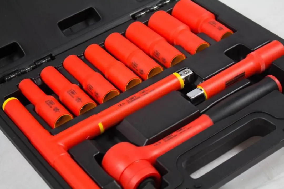 Brüder Mannesmann VDE Doppenkit 12-delig - Rood/Zwart