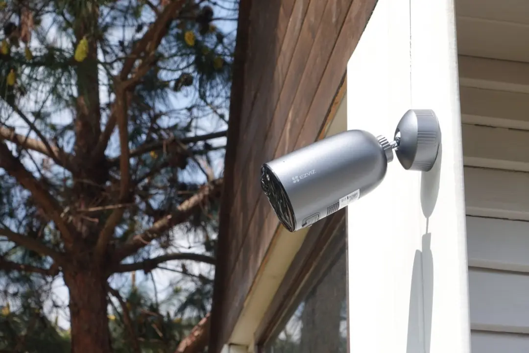 EZVIZ EB3 4G Beveiligingscamera Buiten 2K - Zwart