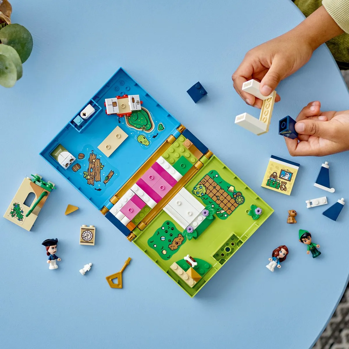 LEGO Disney Classic Peter Pan & Wendy's Verhalenboekavontuur 43220 - Meerkleurig