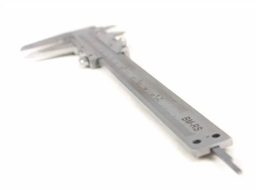 Brüder Mannesmann BM825 Schuifmaat 150mm - RV Staal - Grijs