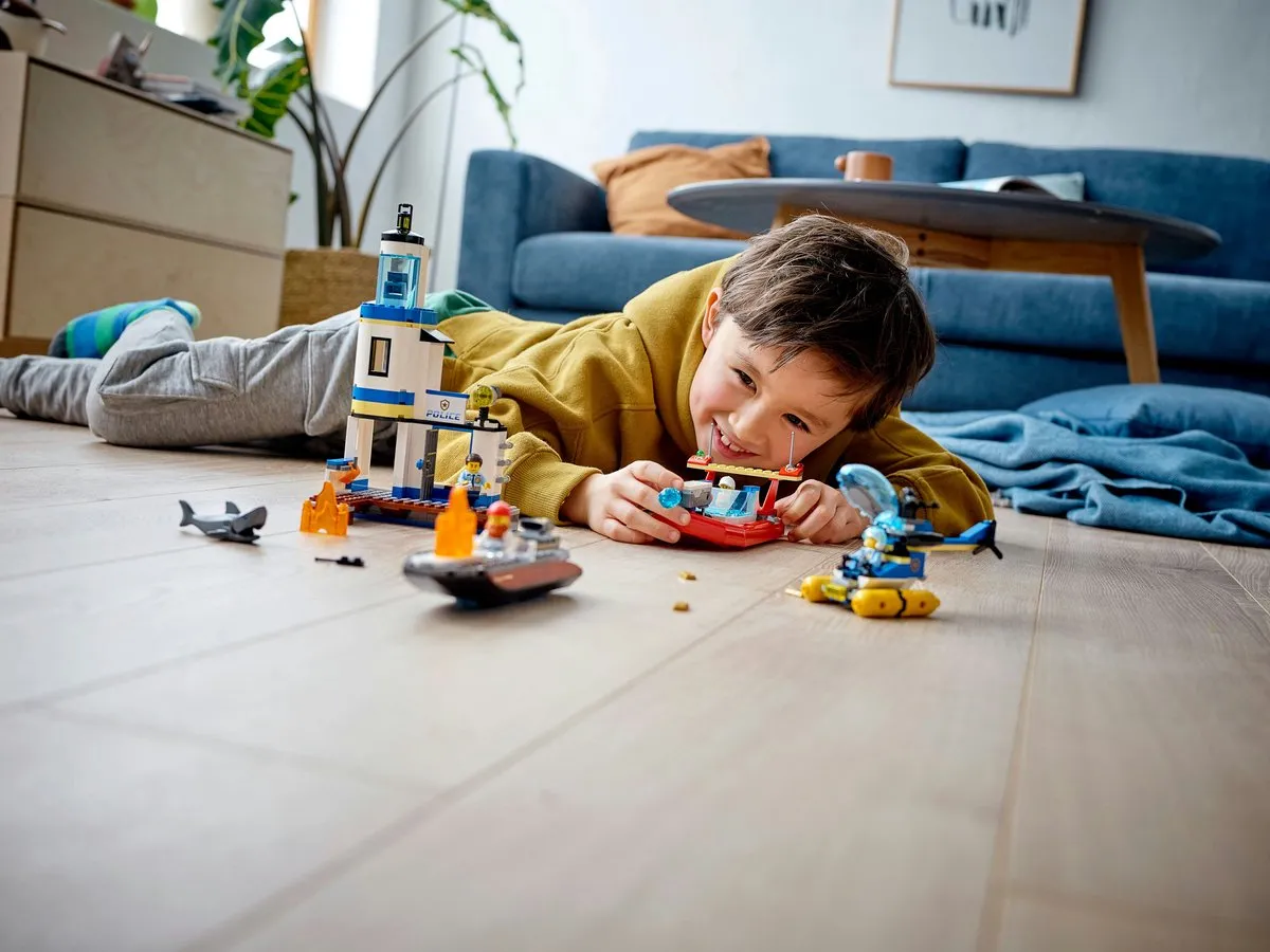 LEGO City Kustpolitie en Brandmissie 60308 - 297 Stukken